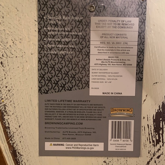 Browning Summit Waterproof Blanket for Camping or Backpacking - Picture 3 of 3